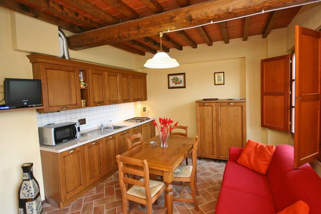 Tuscany Country Apartments Gambassi Terme Exterior photo