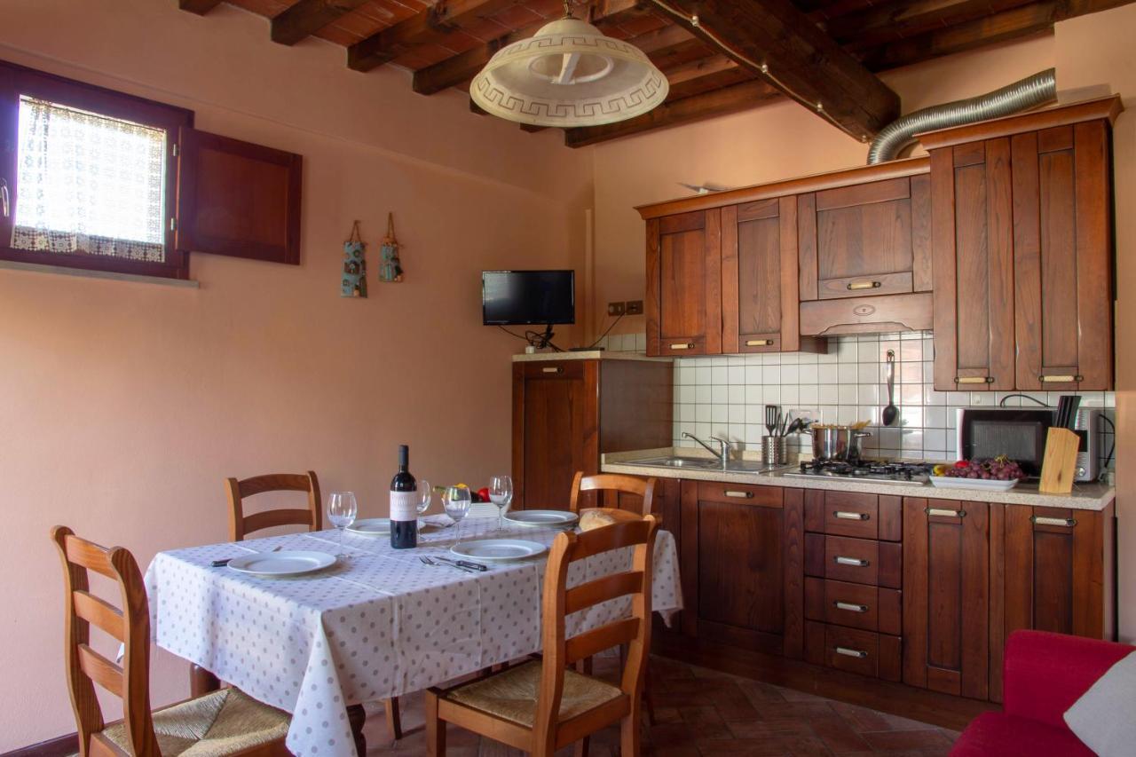 Tuscany Country Apartments Gambassi Terme Exterior photo