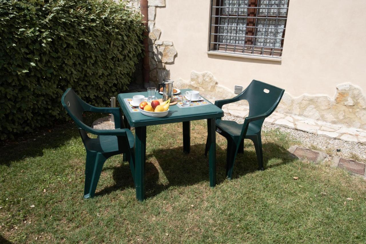 Tuscany Country Apartments Gambassi Terme Exterior photo