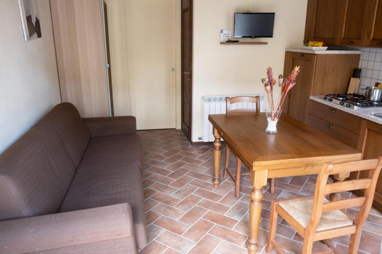 Tuscany Country Apartments Gambassi Terme Exterior photo