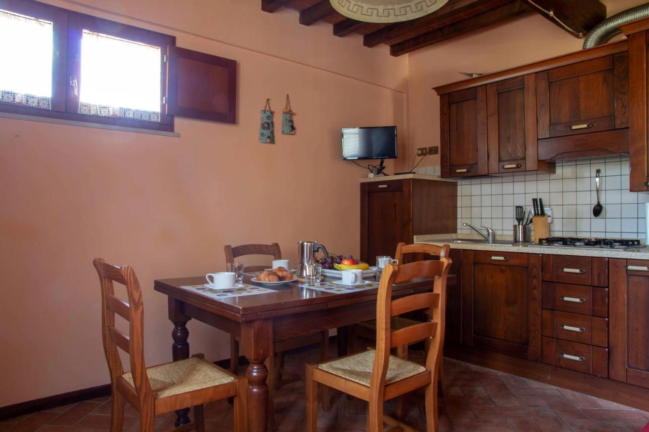 Tuscany Country Apartments Gambassi Terme Exterior photo